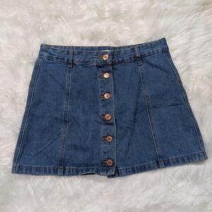 Classic Button-Up Front Medium Wash Blue Denim Mini Skirt from Forever 21 Size M